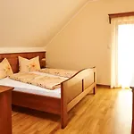 Tourism Tompa Penzion *